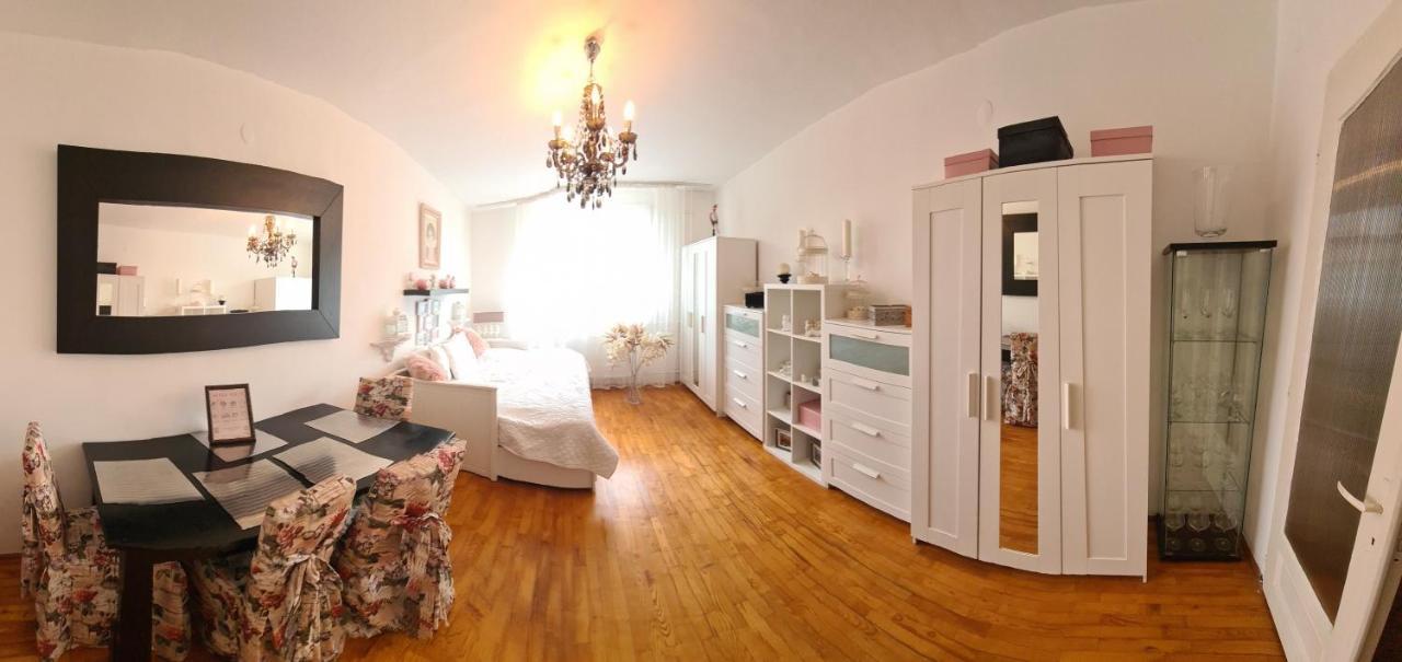 Krisna Apartment Budapest Exteriör bild