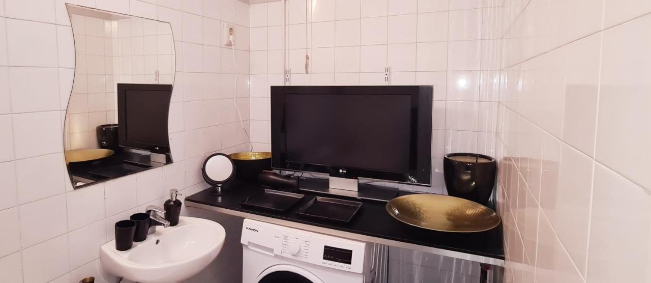 Krisna Apartment Budapest Exteriör bild